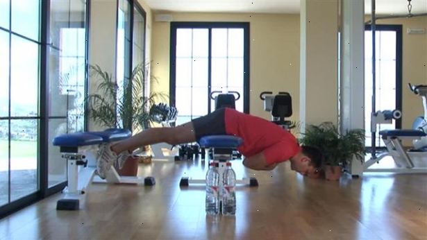 Hoe kunt u uw rug te oefenen. Doe een 90/90 neutraal terug stretch.