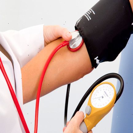 Hoe om te bepalen of je hoge bloeddruk. Noteer de diastolische bloeddruk (DBP).