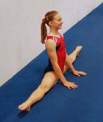 Hoe te leren turnen beginnen. Begrijp dat gymnastiek is zowel een fysiek als emotioneel veeleisende sport die een flexibel, sterk lichaam nodig heeft.